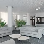 فندق Eraora Village ياتّيباليا