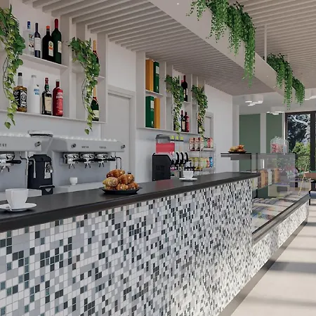 Szálloda Eraora Village 4*