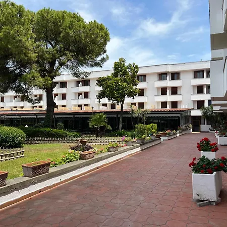 Hotel Eraora Village 4*